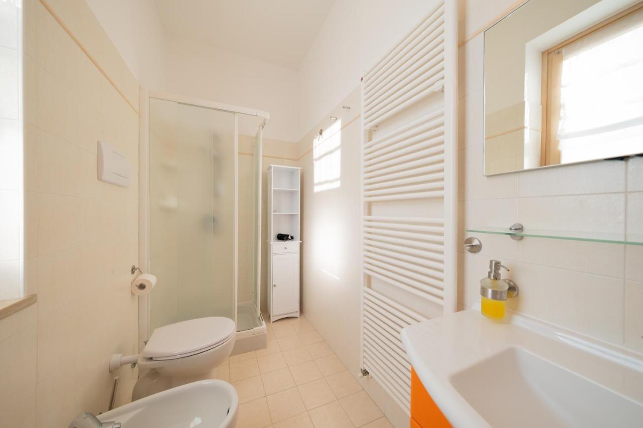 Apartmentsgarda - Rosa Chiare Бардоліно Екстер'єр фото